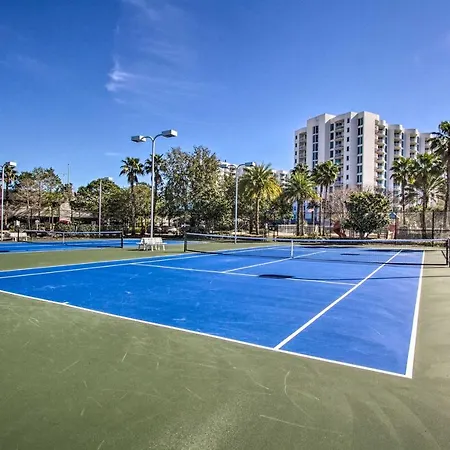 Destin Condo With Amenities And Pool Less Than Half Mi To Beach